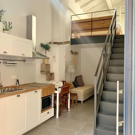 Metroloft Bed and Breakfast Bolonia Exterior foto