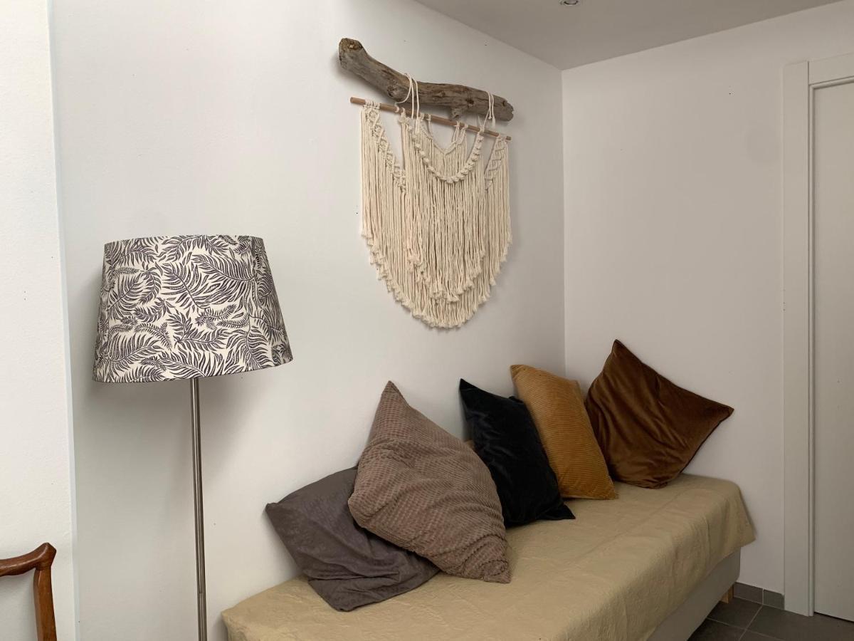 Metroloft Bed and Breakfast Bolonia Exterior foto