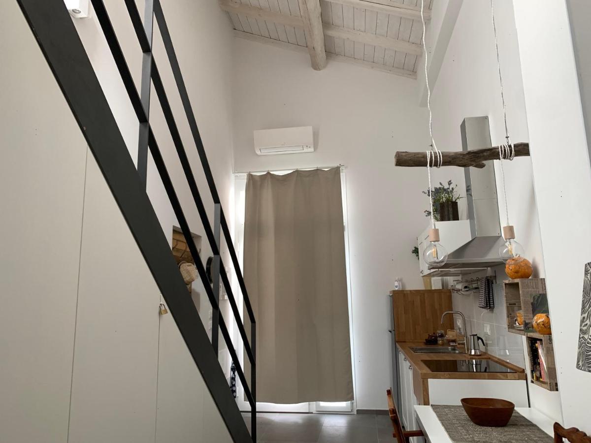 Metroloft Bed and Breakfast Bolonia Exterior foto