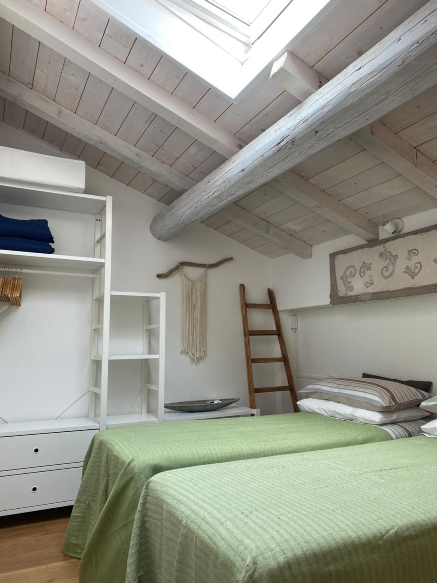 Metroloft Bed and Breakfast Bolonia Exterior foto